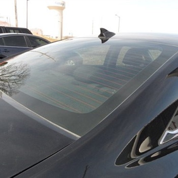 5 essential things to know about window tint over defroster lines